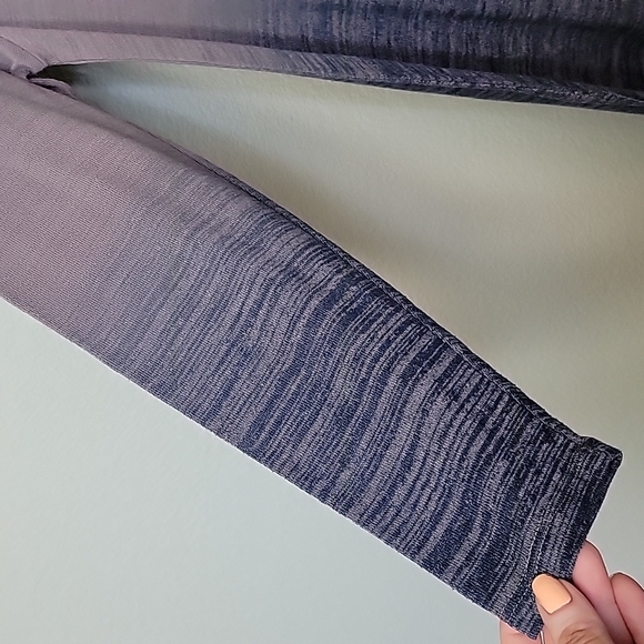 Torrid ombre sharkbite hem long sleeve top 0 - Picture 5 of 9